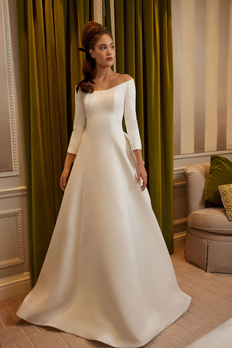 Sareh Nouri Bridal lookbook for Spring 2025