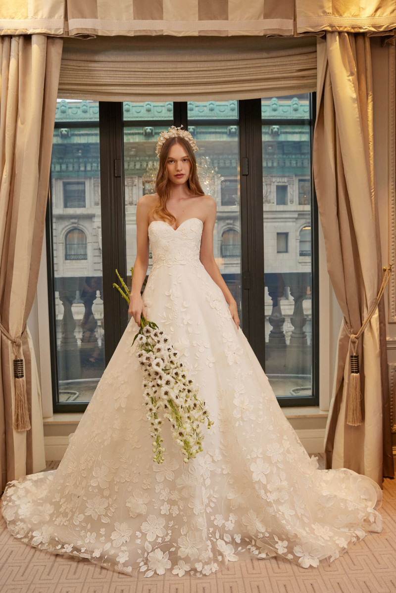 Sareh Nouri Bridal lookbook for Spring 2025