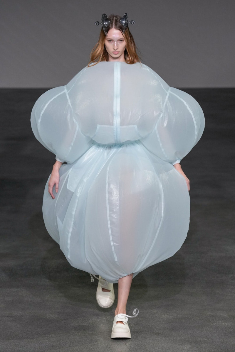 Anrealage fashion show for Spring/Summer 2025