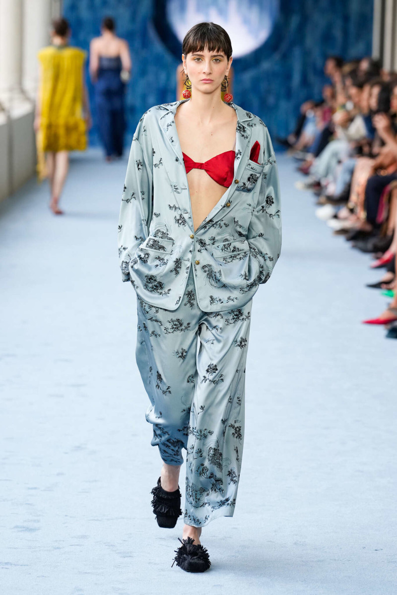 Hui Milano fashion show for Spring/Summer 2025