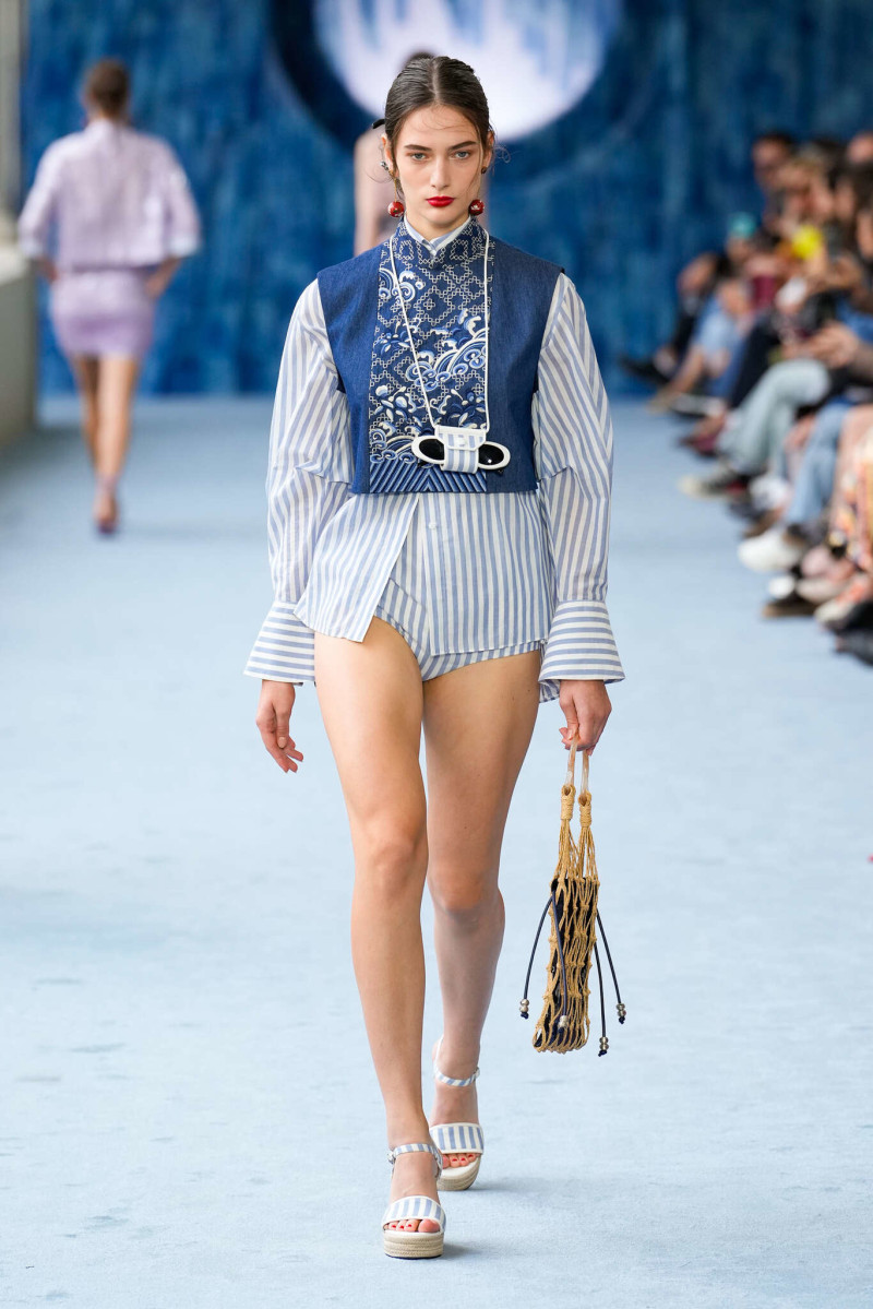 Hui Milano fashion show for Spring/Summer 2025