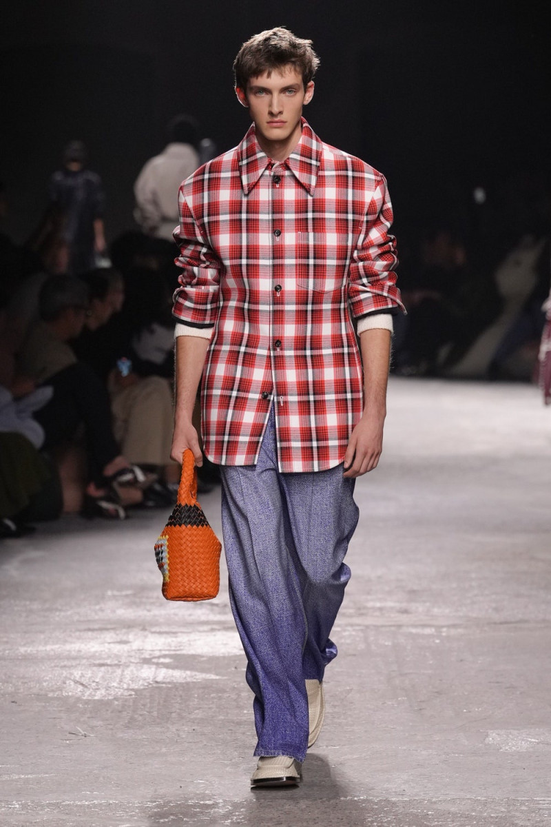 Bottega Veneta fashion show for Spring/Summer 2025