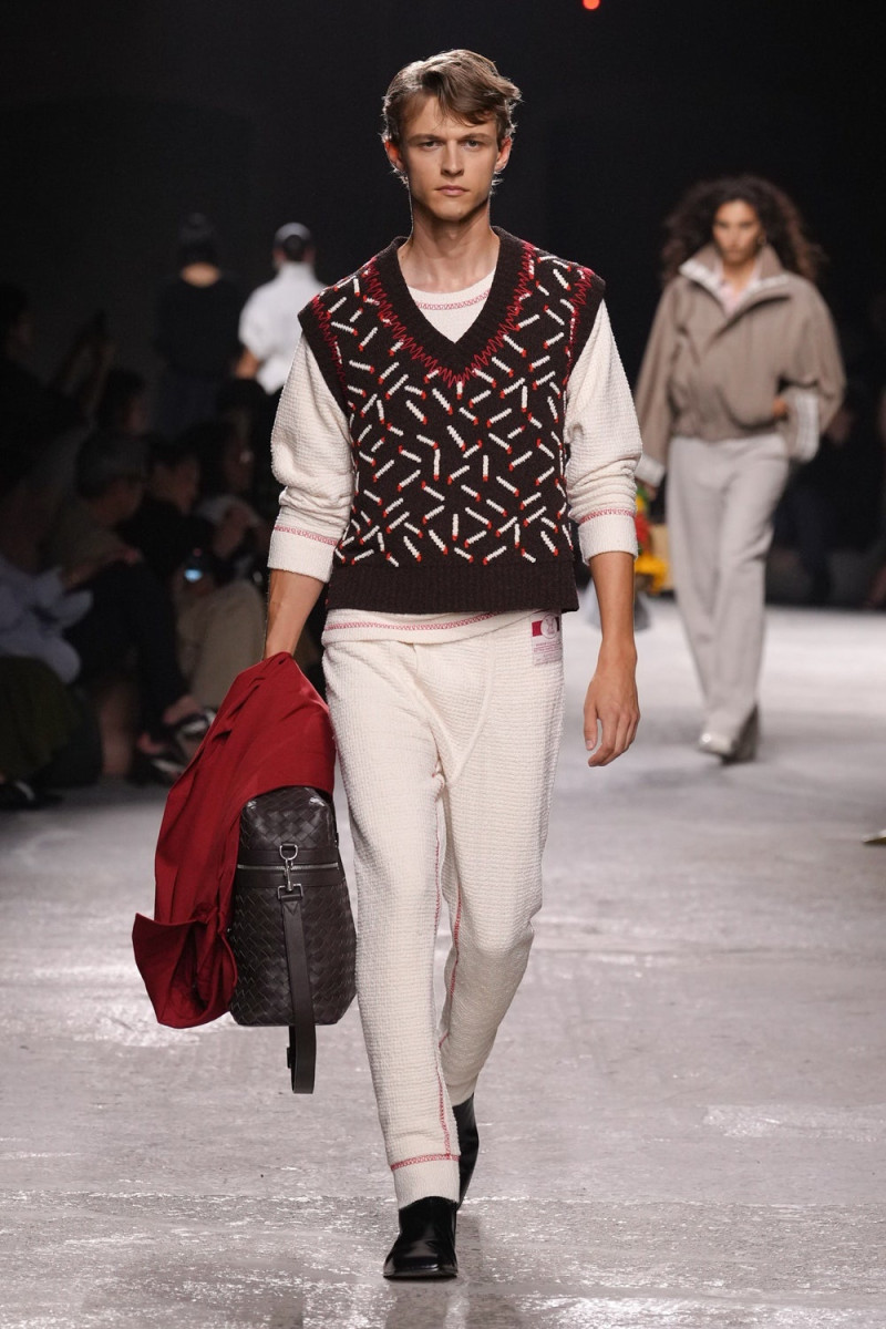 Bottega Veneta fashion show for Spring/Summer 2025