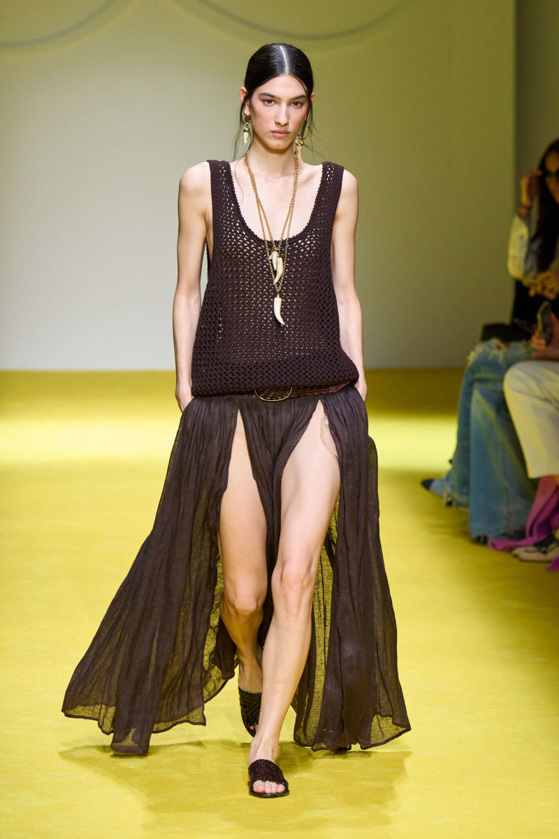 Luisa Spagnoli fashion show for Spring/Summer 2025