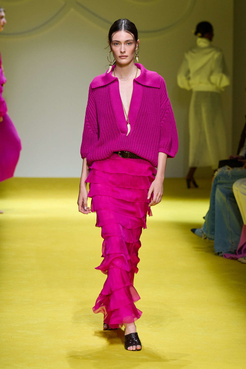 Luisa Spagnoli fashion show for Spring/Summer 2025