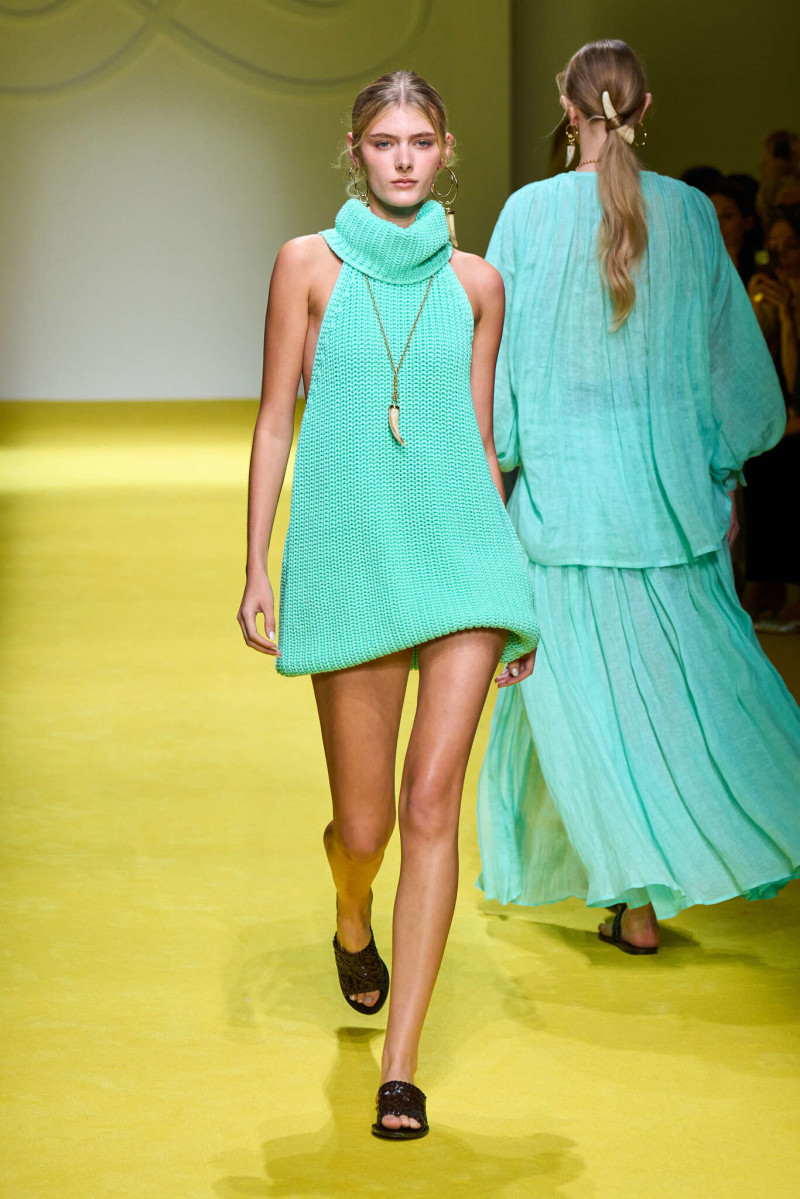 Luisa Spagnoli fashion show for Spring/Summer 2025