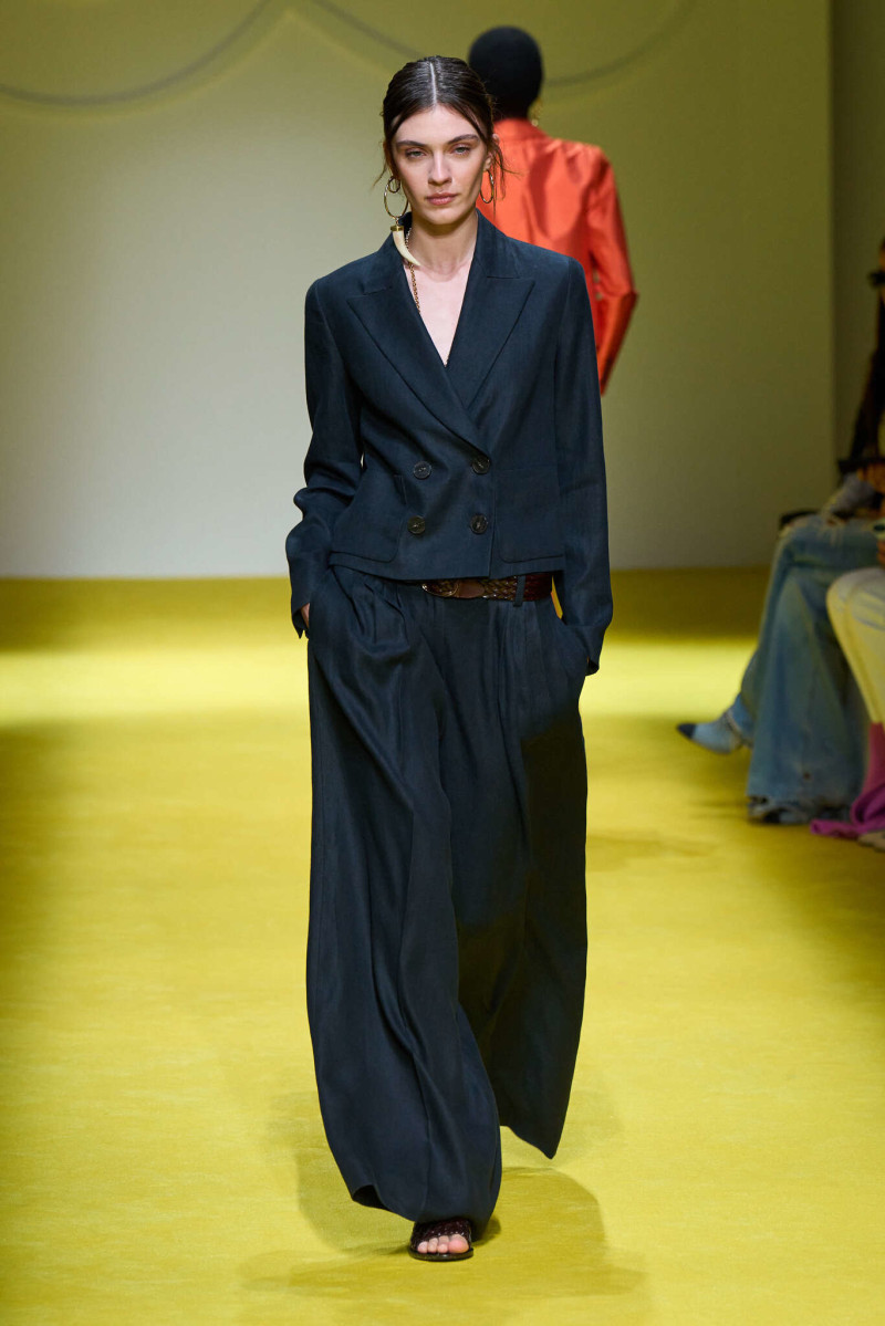 Luisa Spagnoli fashion show for Spring/Summer 2025