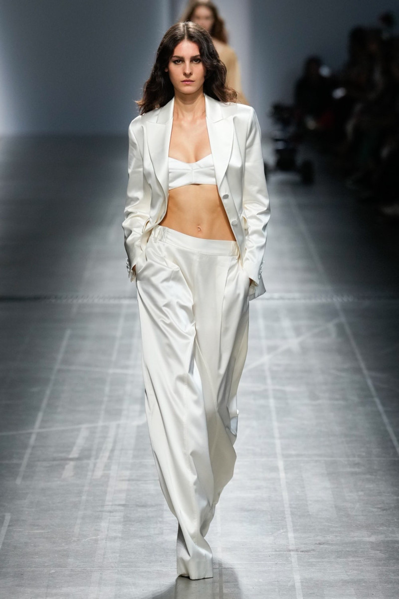 Ermanno Scervino fashion show for Spring/Summer 2025