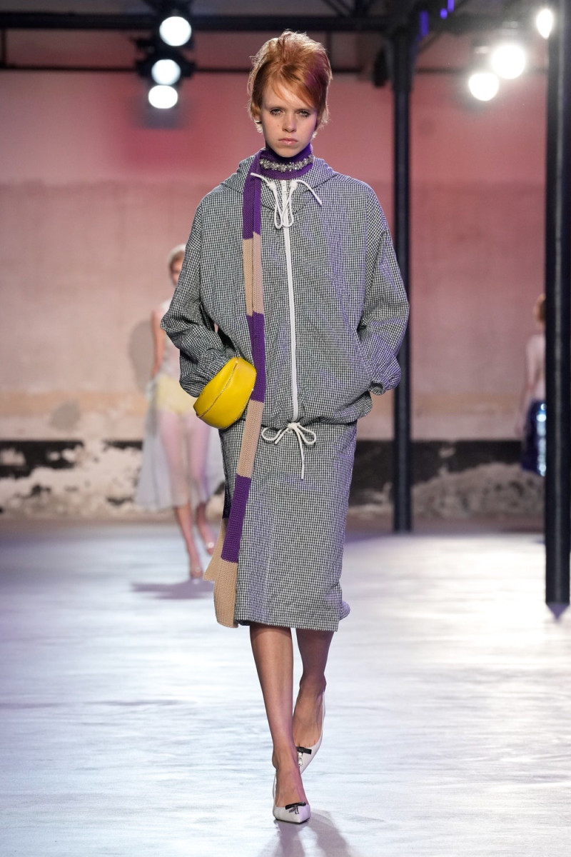 N° 21 fashion show for Spring/Summer 2025