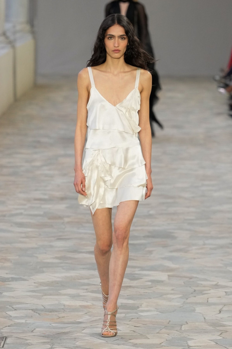 Alberta Ferretti fashion show for Spring/Summer 2025