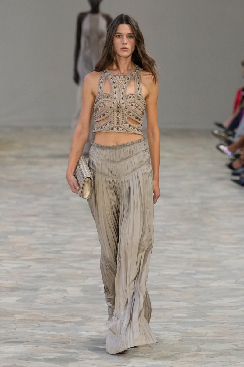 Alberta Ferretti fashion show for Spring/Summer 2025