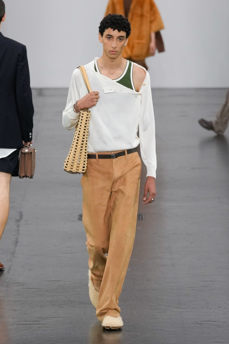 Fendi fashion show for Spring/Summer 2025