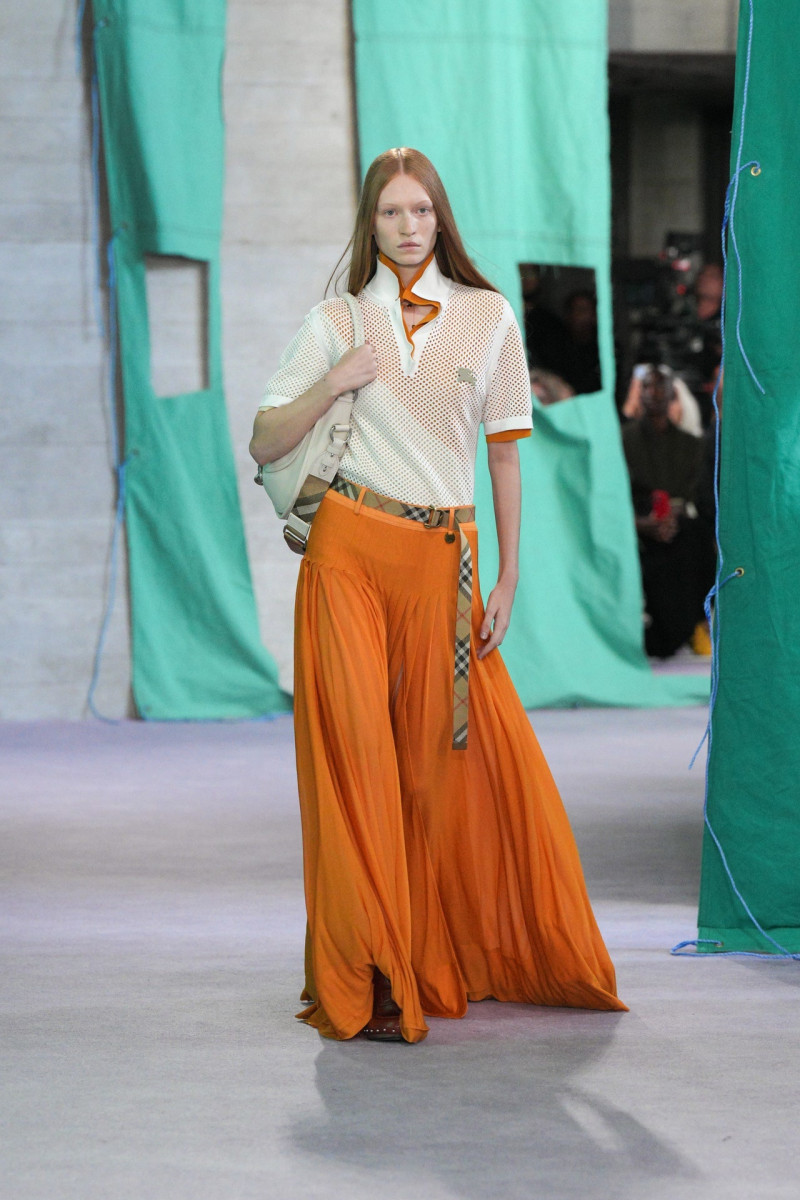 Burberry fashion show for Spring/Summer 2025