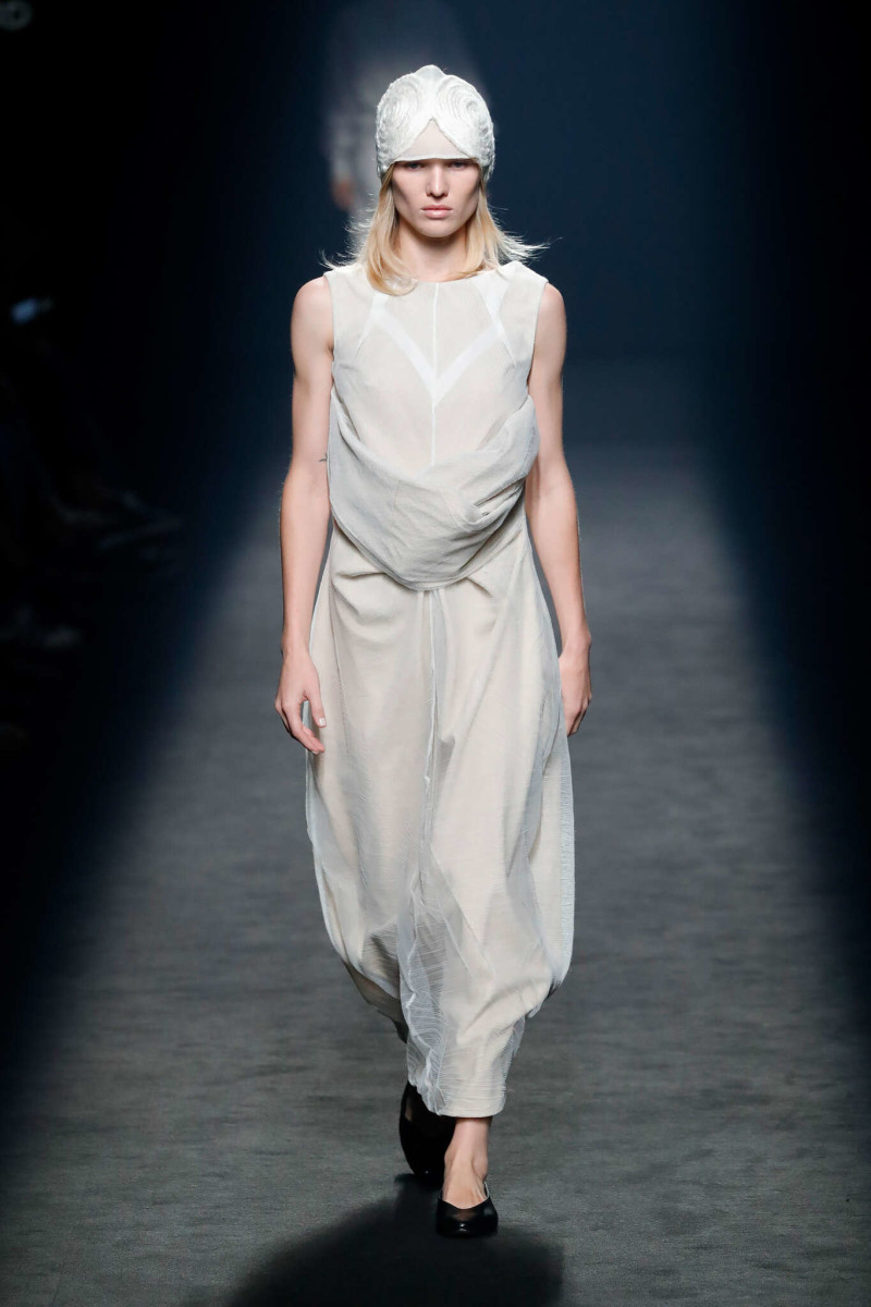 Angel Schlesser fashion show for Spring/Summer 2025