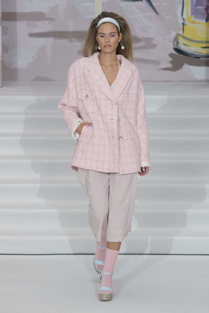 Paul Costelloe fashion show for Spring/Summer 2025