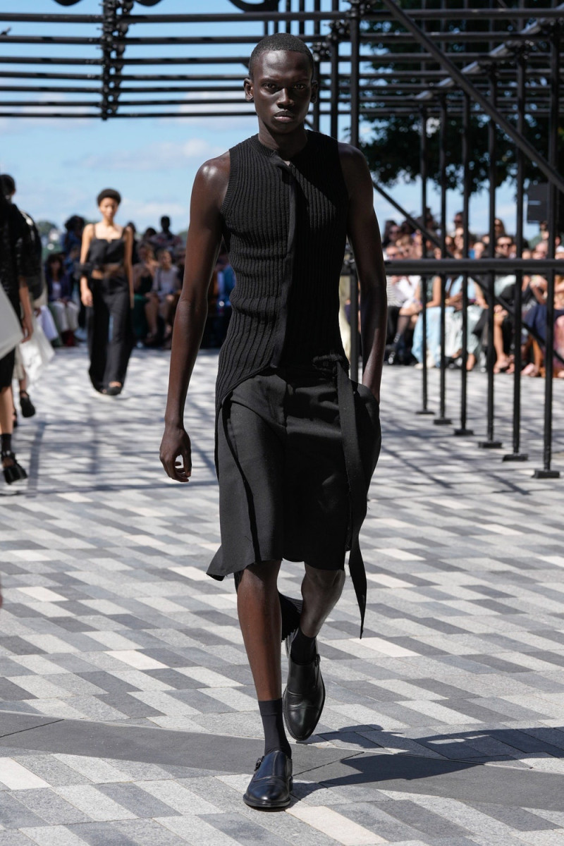 Jason Wu fashion show for Spring/Summer 2025