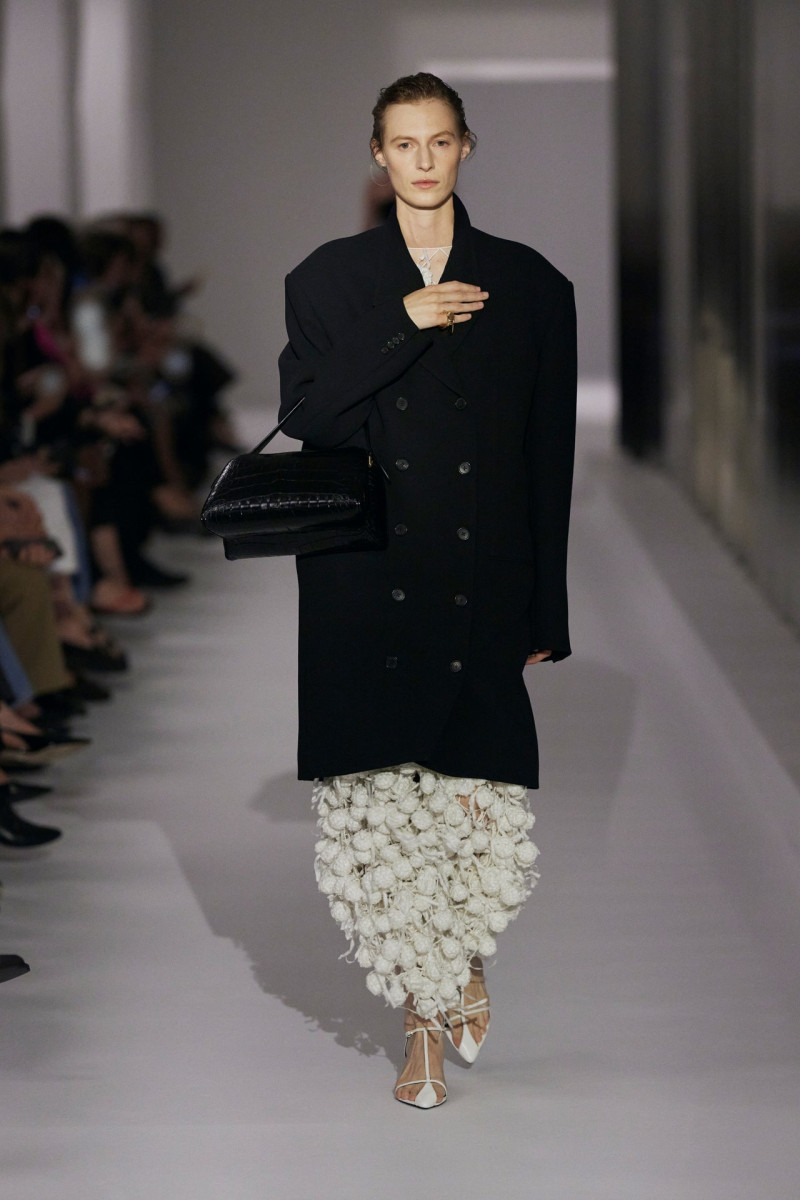 Khaite fashion show for Spring/Summer 2025