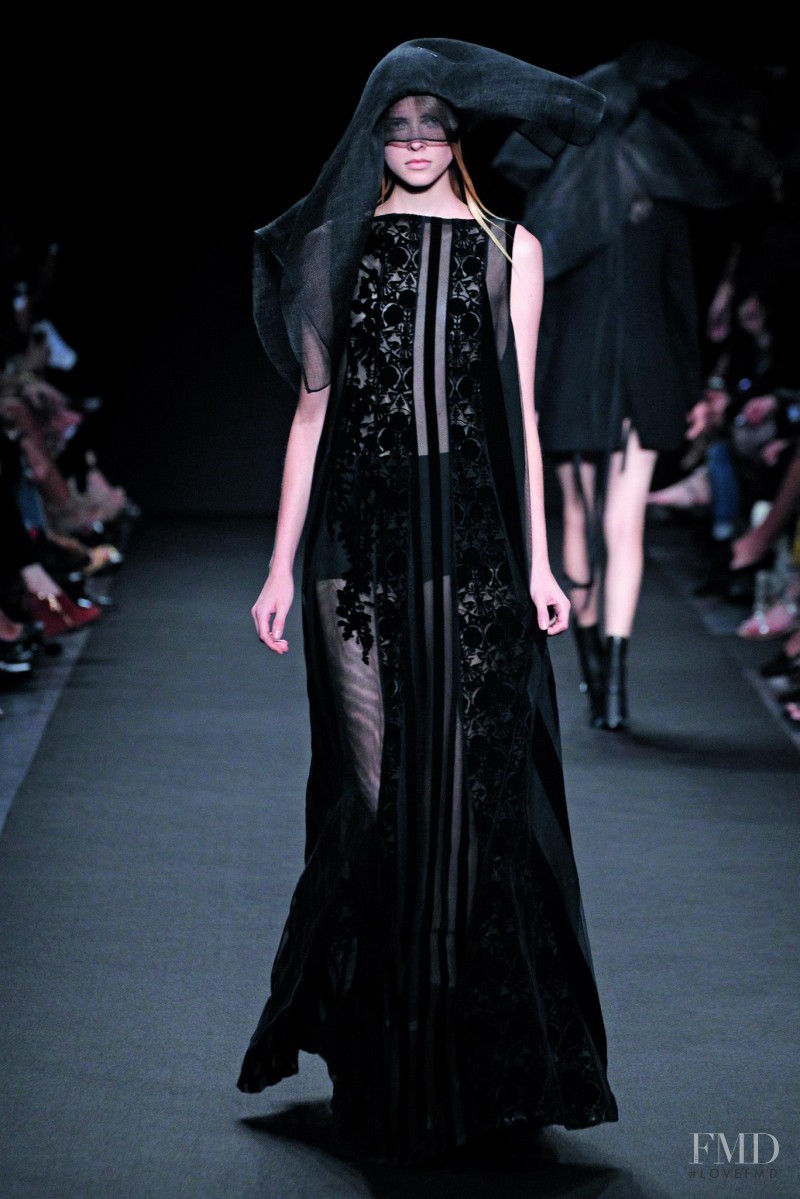 Ann Demeulemeester fashion show for Spring/Summer 2014