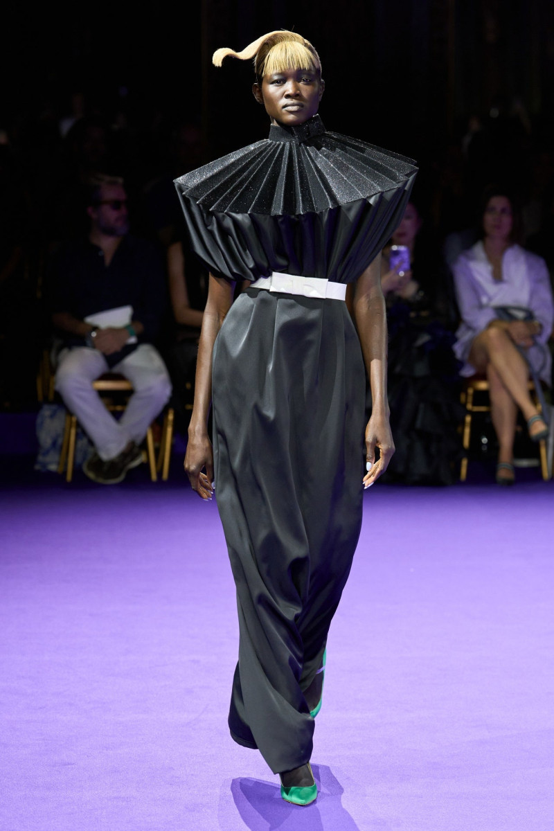 Viktor & Rolf fashion show for Autumn/Winter 2024