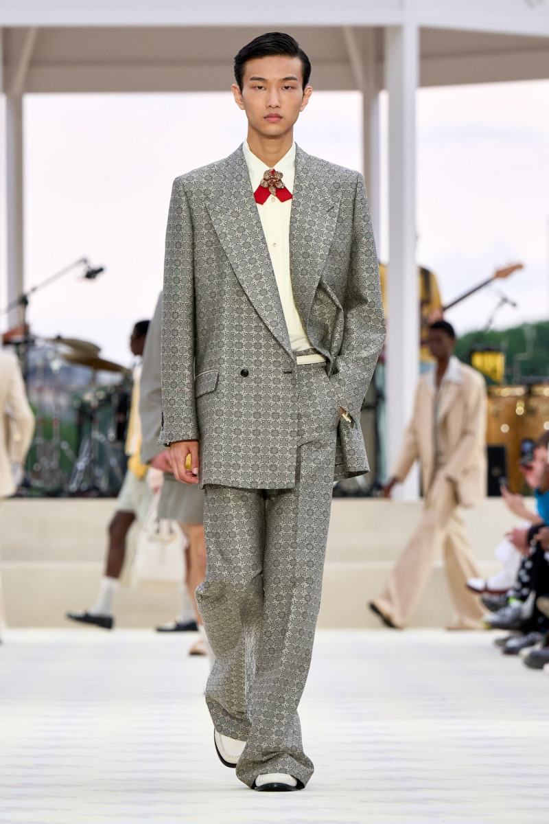 Hyunjun Kim featured in  the Amiri fashion show for Spring/Summer 2025