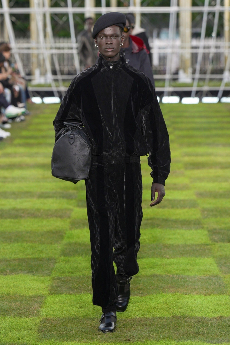 Louis Vuitton fashion show for Spring/Summer 2025