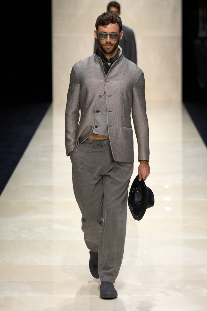 Giorgio Armani fashion show for Spring/Summer 2025