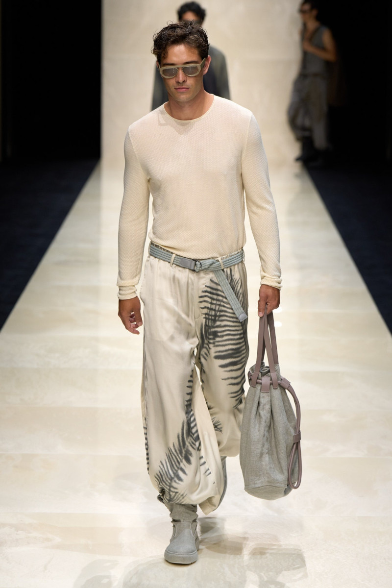 Giorgio Armani fashion show for Spring/Summer 2025