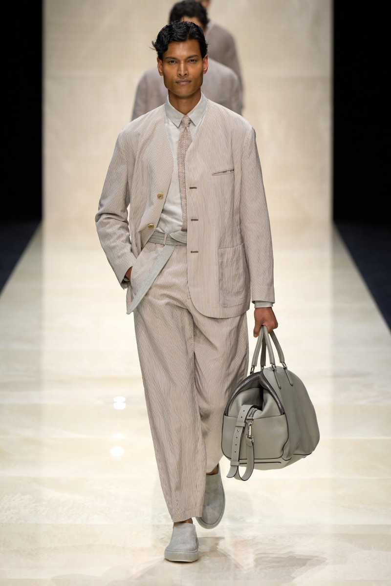 Giorgio Armani fashion show for Spring/Summer 2025