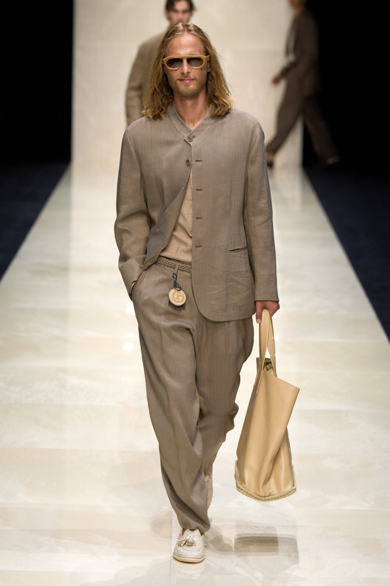 Giorgio Armani fashion show for Spring/Summer 2025