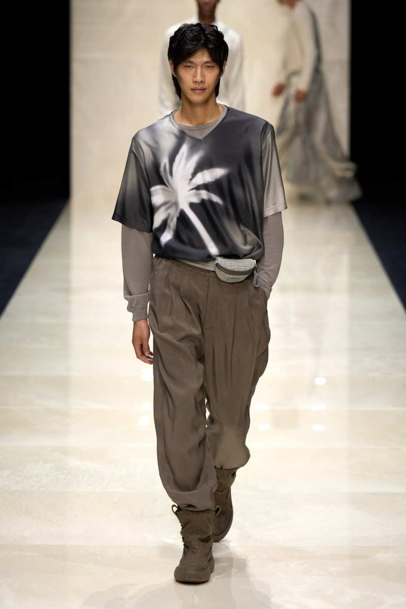 Giorgio Armani fashion show for Spring/Summer 2025