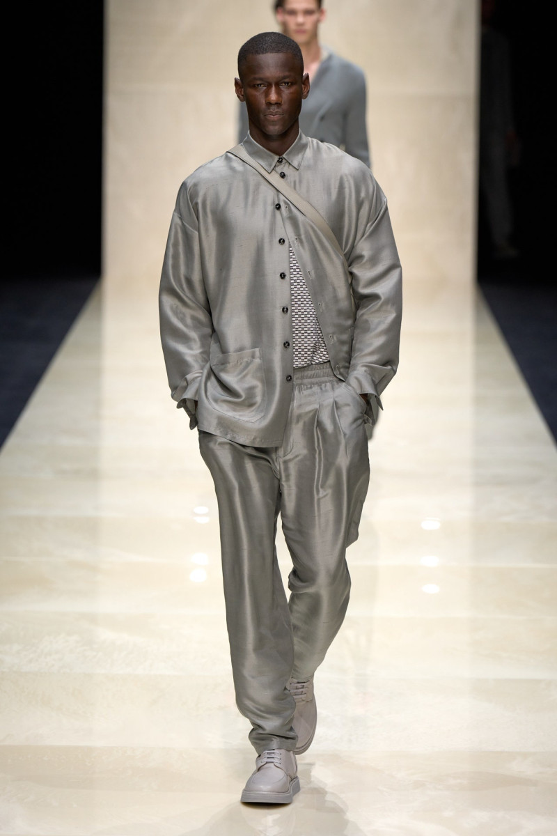 Giorgio Armani fashion show for Spring/Summer 2025