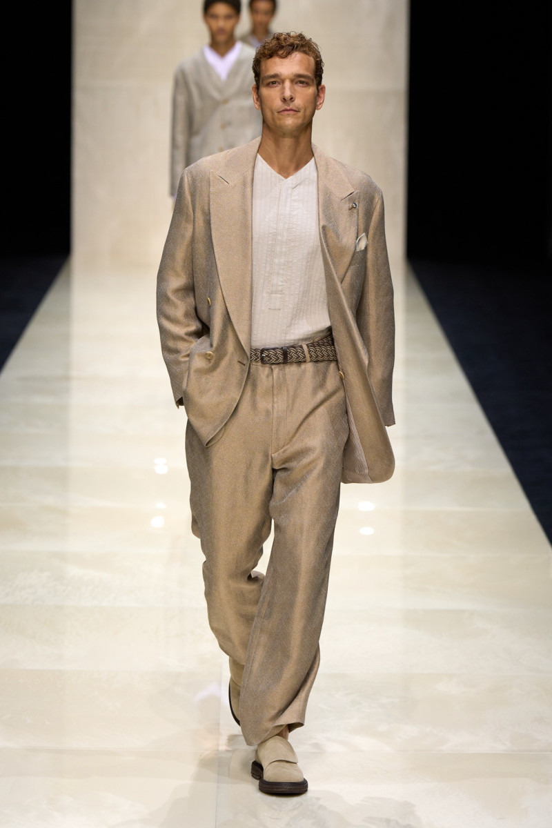 Giorgio Armani fashion show for Spring/Summer 2025