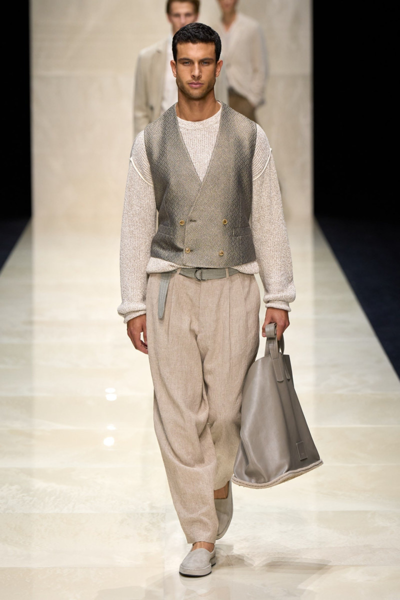 Giorgio Armani fashion show for Spring/Summer 2025