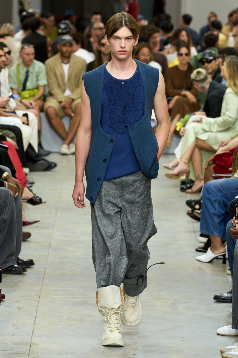 J.W. Anderson fashion show for Spring/Summer 2025