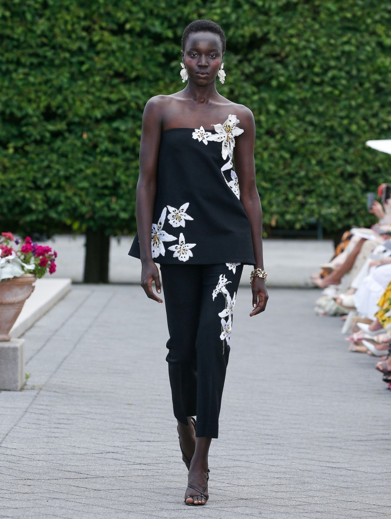 Oscar de la Renta fashion show for Resort 2025