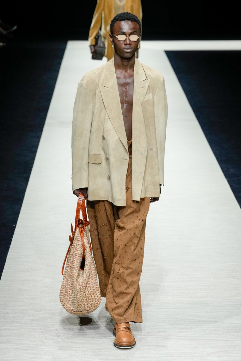 Emporio Armani fashion show for Spring/Summer 2025