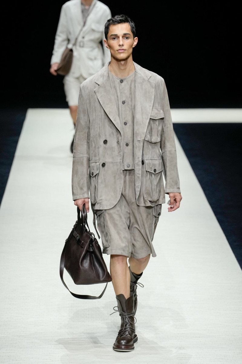 Emporio Armani fashion show for Spring/Summer 2025