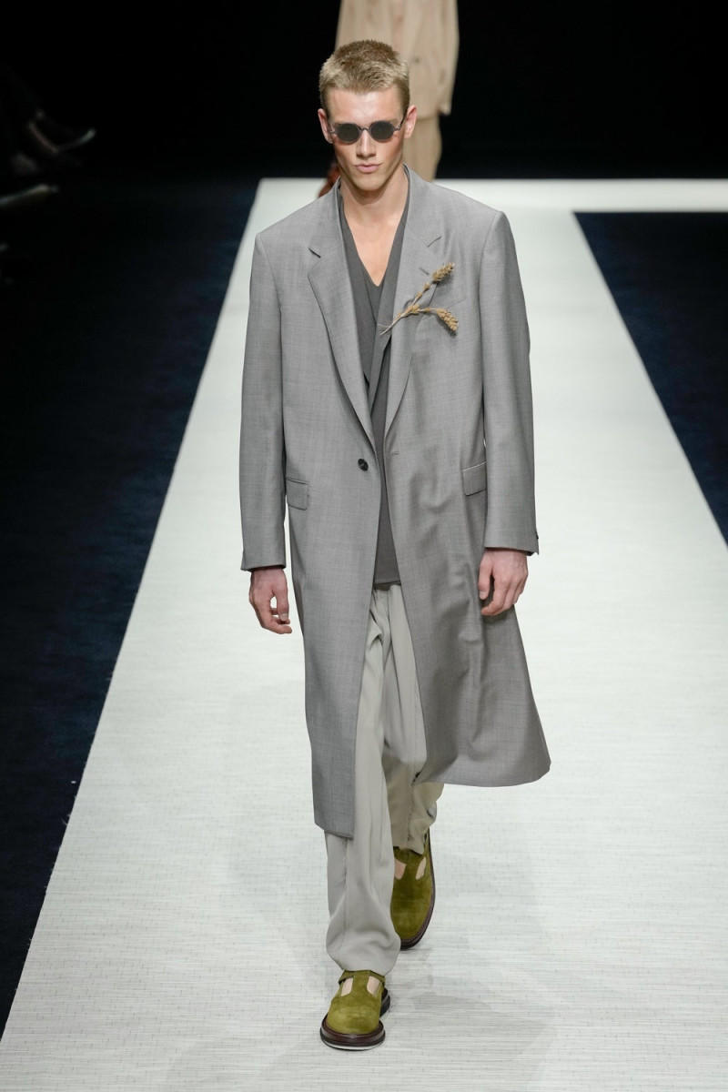 Emporio Armani fashion show for Spring/Summer 2025