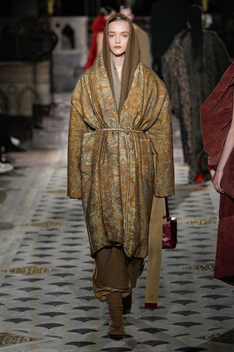 Uma Wang fashion show for Autumn/Winter 2024