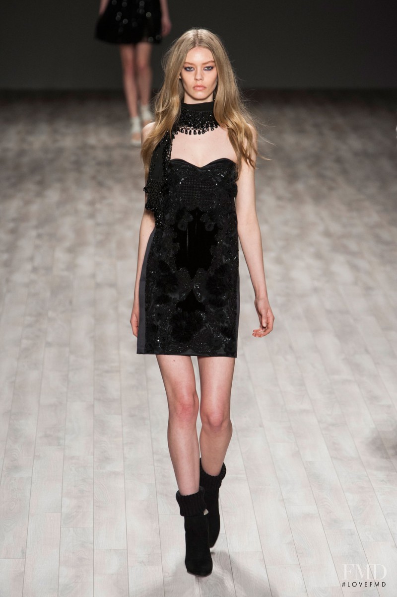 Ondria Hardin featured in  the Jill Stuart fashion show for Autumn/Winter 2014