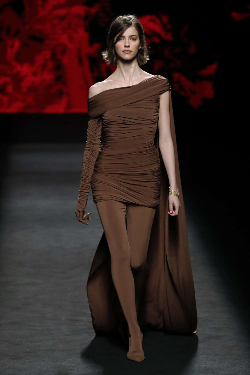 Fernando Claro Costura fashion show for Autumn/Winter 2024