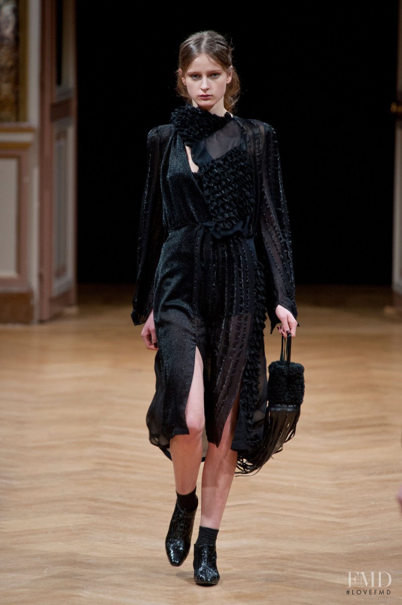 Sharon Wauchob fashion show for Autumn/Winter 2014