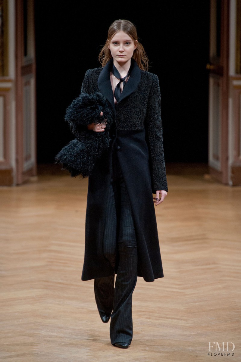 Sharon Wauchob fashion show for Autumn/Winter 2014