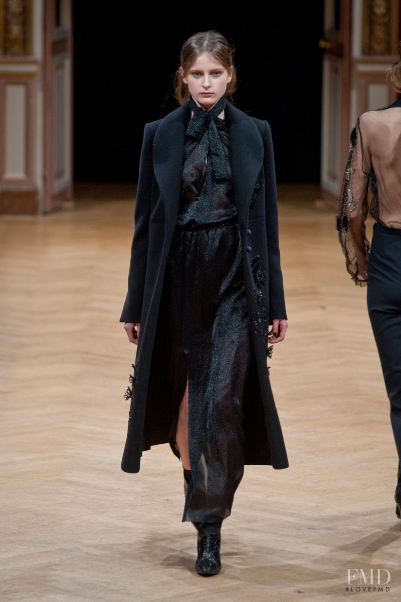 Sharon Wauchob fashion show for Autumn/Winter 2014