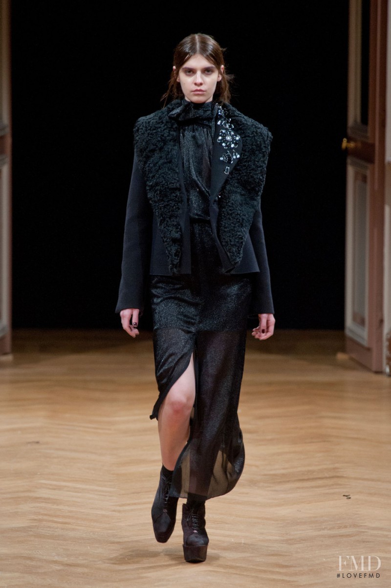 Sharon Wauchob fashion show for Autumn/Winter 2014