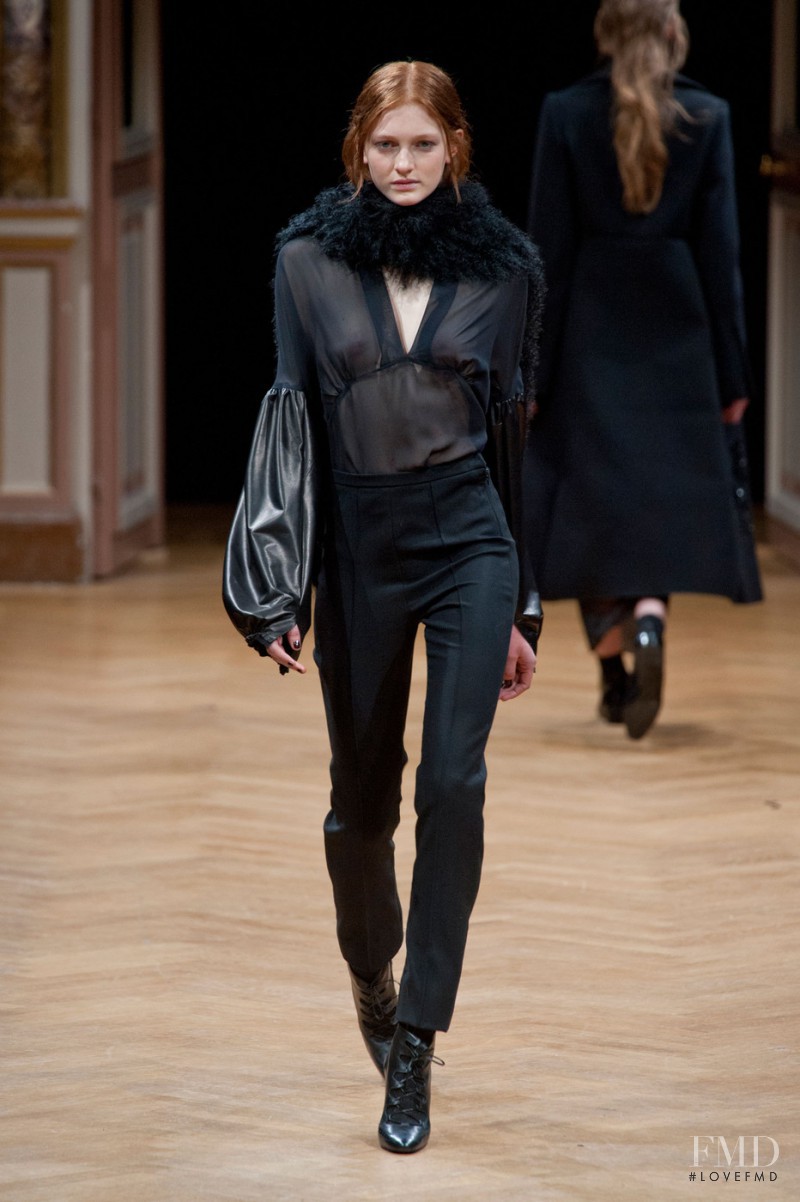 Sharon Wauchob fashion show for Autumn/Winter 2014