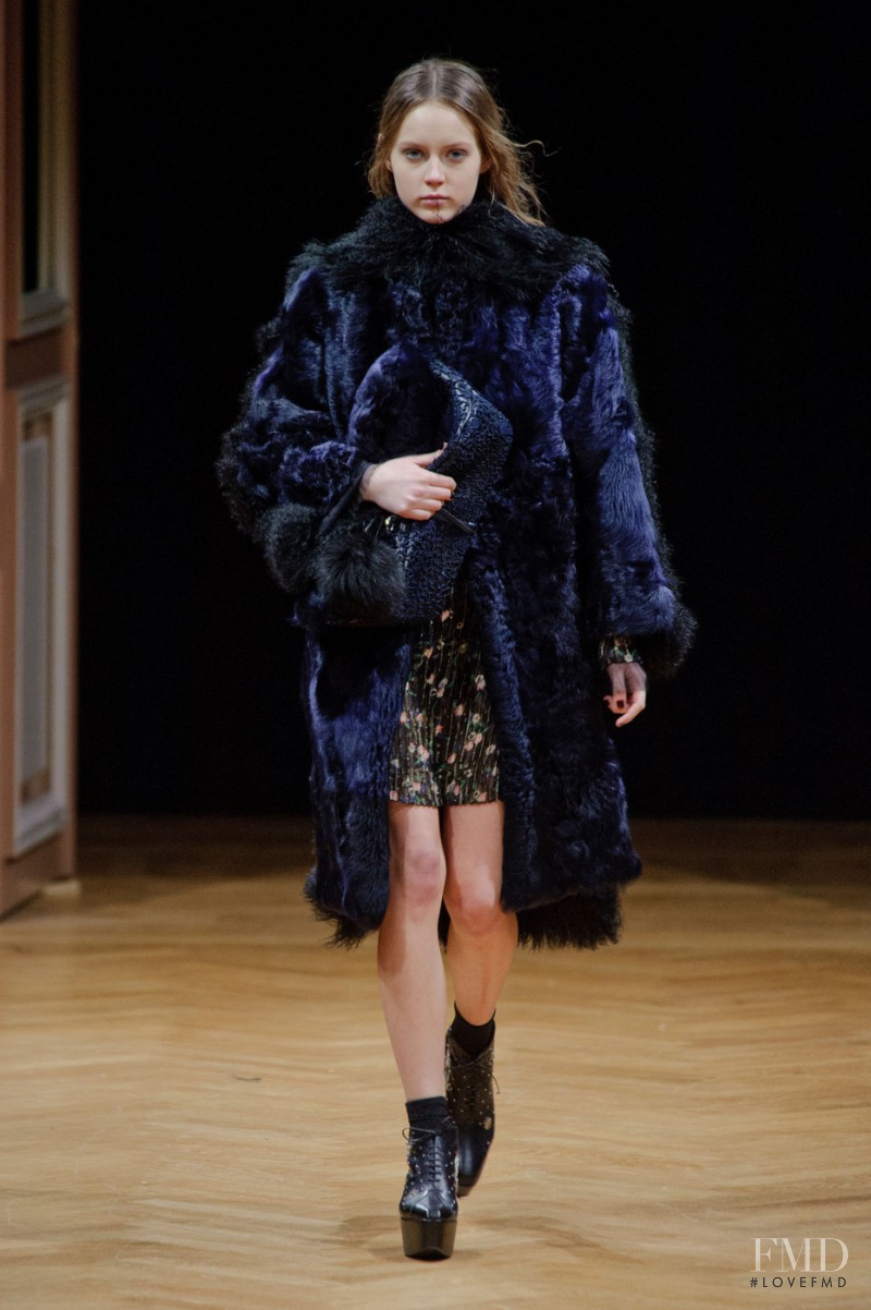 Sharon Wauchob fashion show for Autumn/Winter 2014