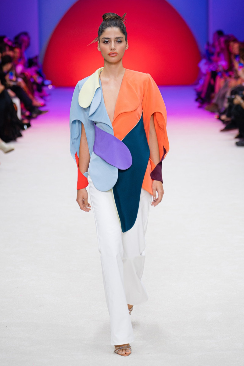 Kris Goyri fashion show for Spring/Summer 2025