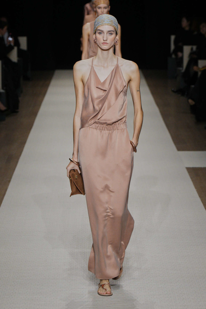 Giorgio Armani fashion show for Spring/Summer 2025