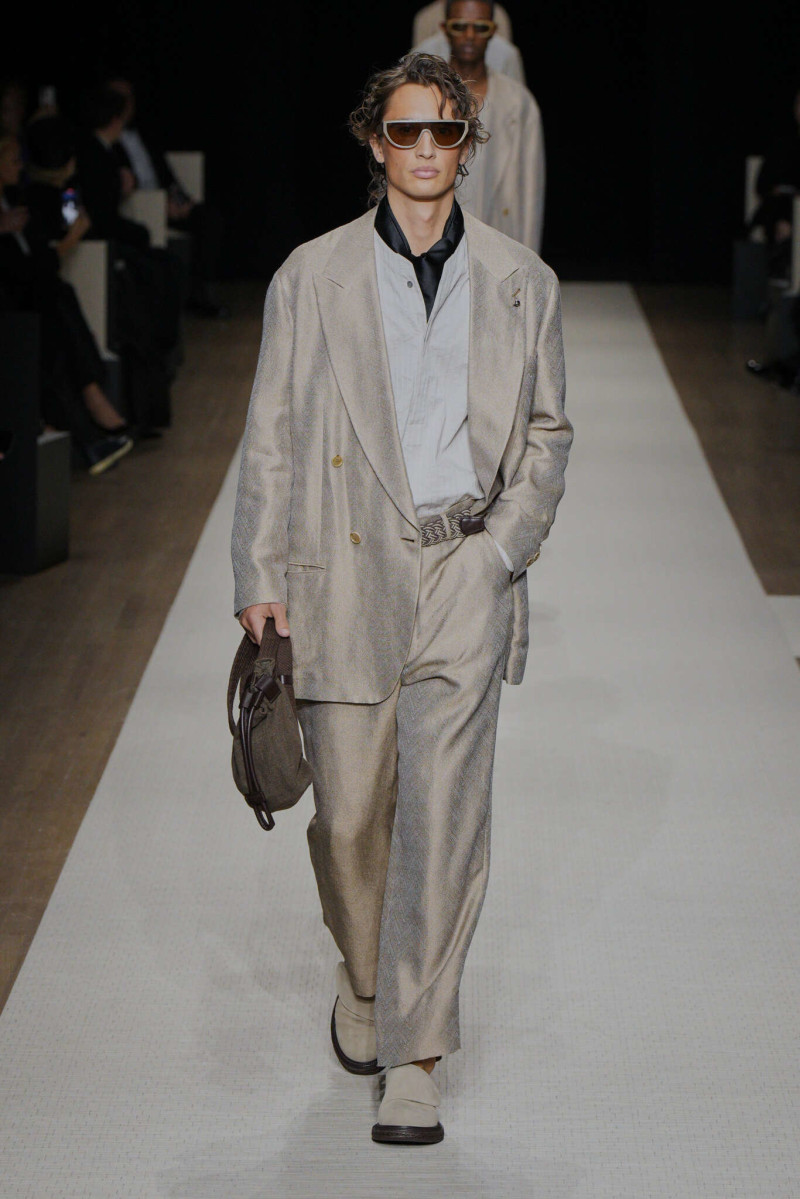 Giorgio Armani fashion show for Spring/Summer 2025